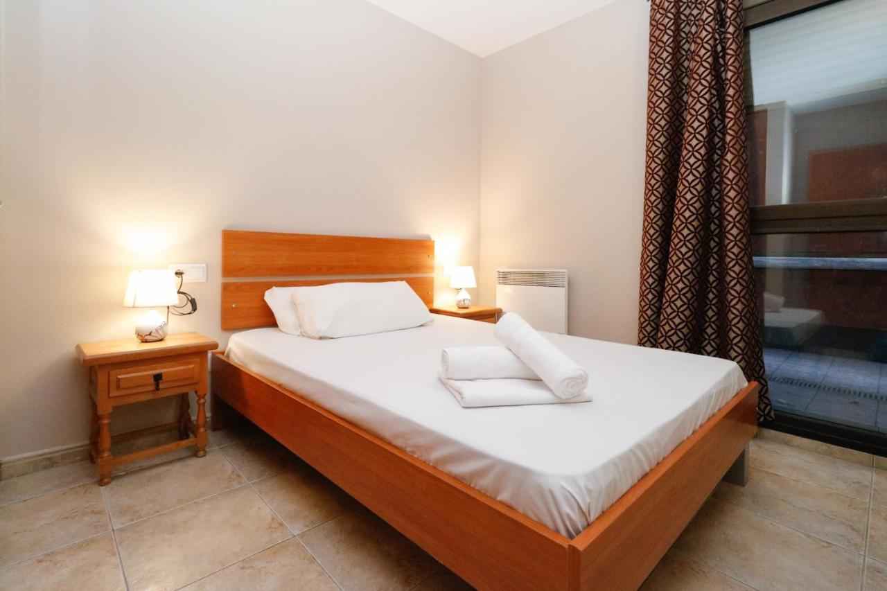 Apartamentos Degas Mikka 3000 Ел Тартер Екстериор снимка