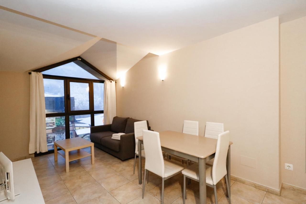 Apartamentos Degas Mikka 3000 Ел Тартер Екстериор снимка
