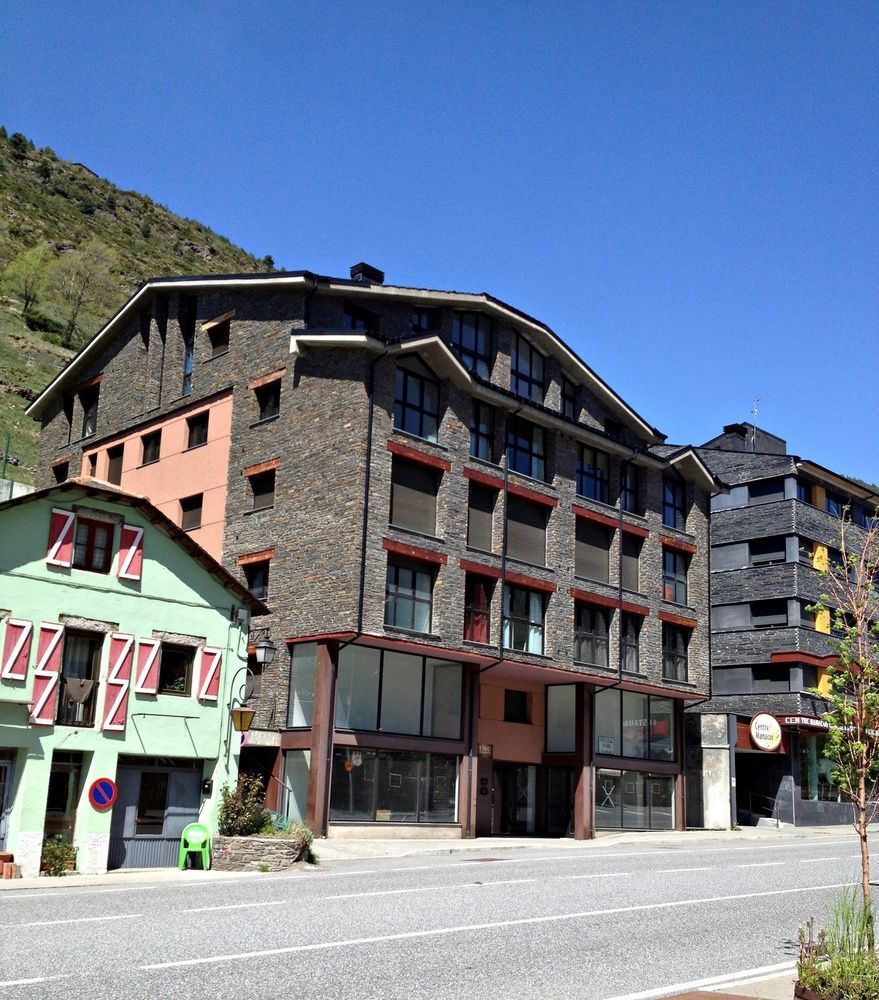 Apartamentos Degas Mikka 3000 Ел Тартер Екстериор снимка